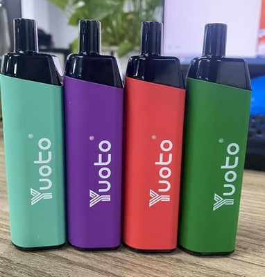 OEM Vape Fabrika Tek Vape Kalem Başlangıç ​​Kiti Yuoto Thanos 5000 Puff Vapes 650mAh Pil 14ejuice