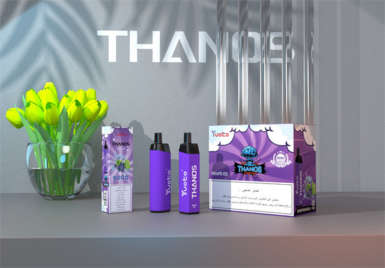 Type C Şarj Edilebilir Yuoto Thanos 5000 Puffs Tek Kullanımlık Vape 14ml E Sıvı 650mAh